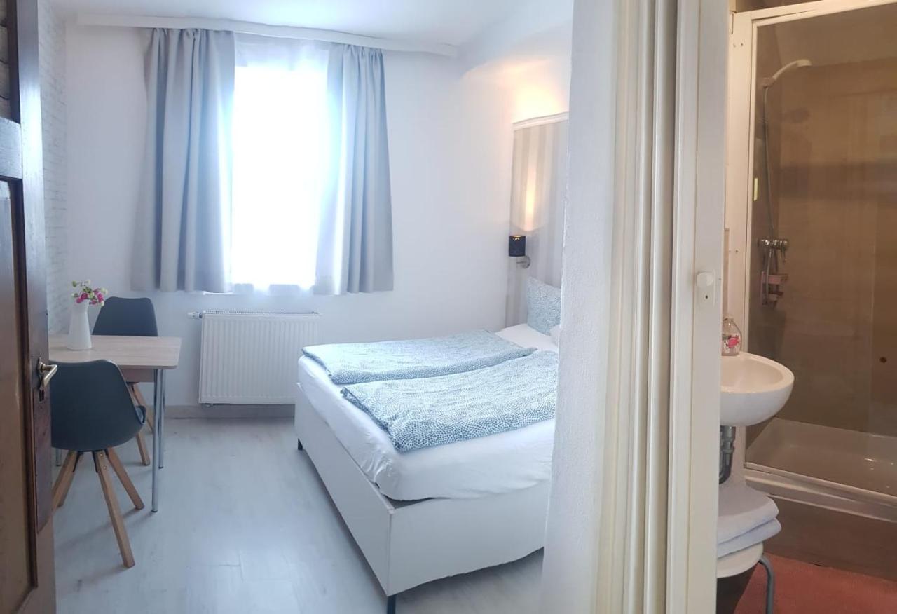 House La Neuschwanstein Blick - Budget City Hotel Füssen Zewnętrze zdjęcie
