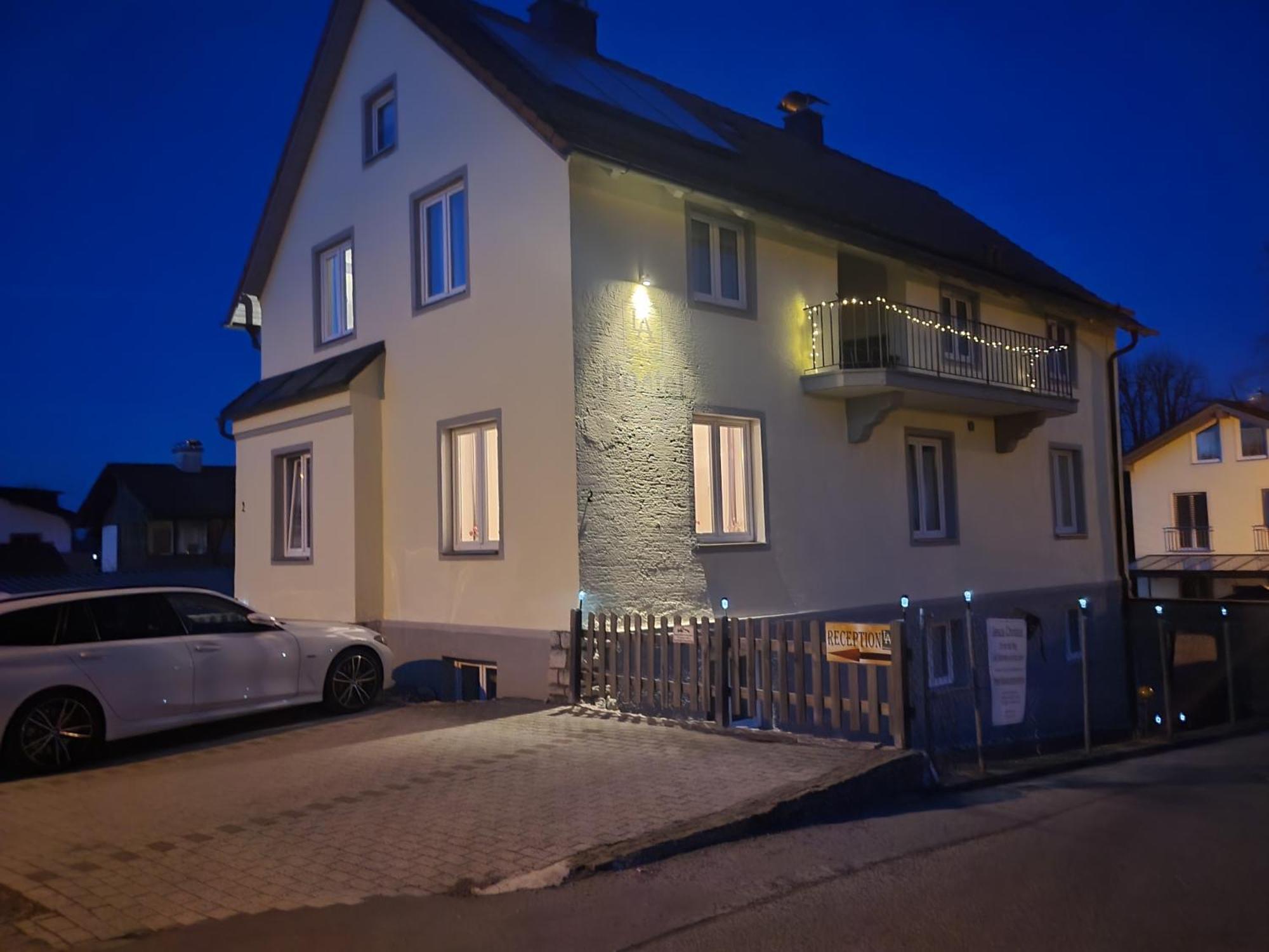 House La Neuschwanstein Blick - Budget City Hotel Füssen Zewnętrze zdjęcie