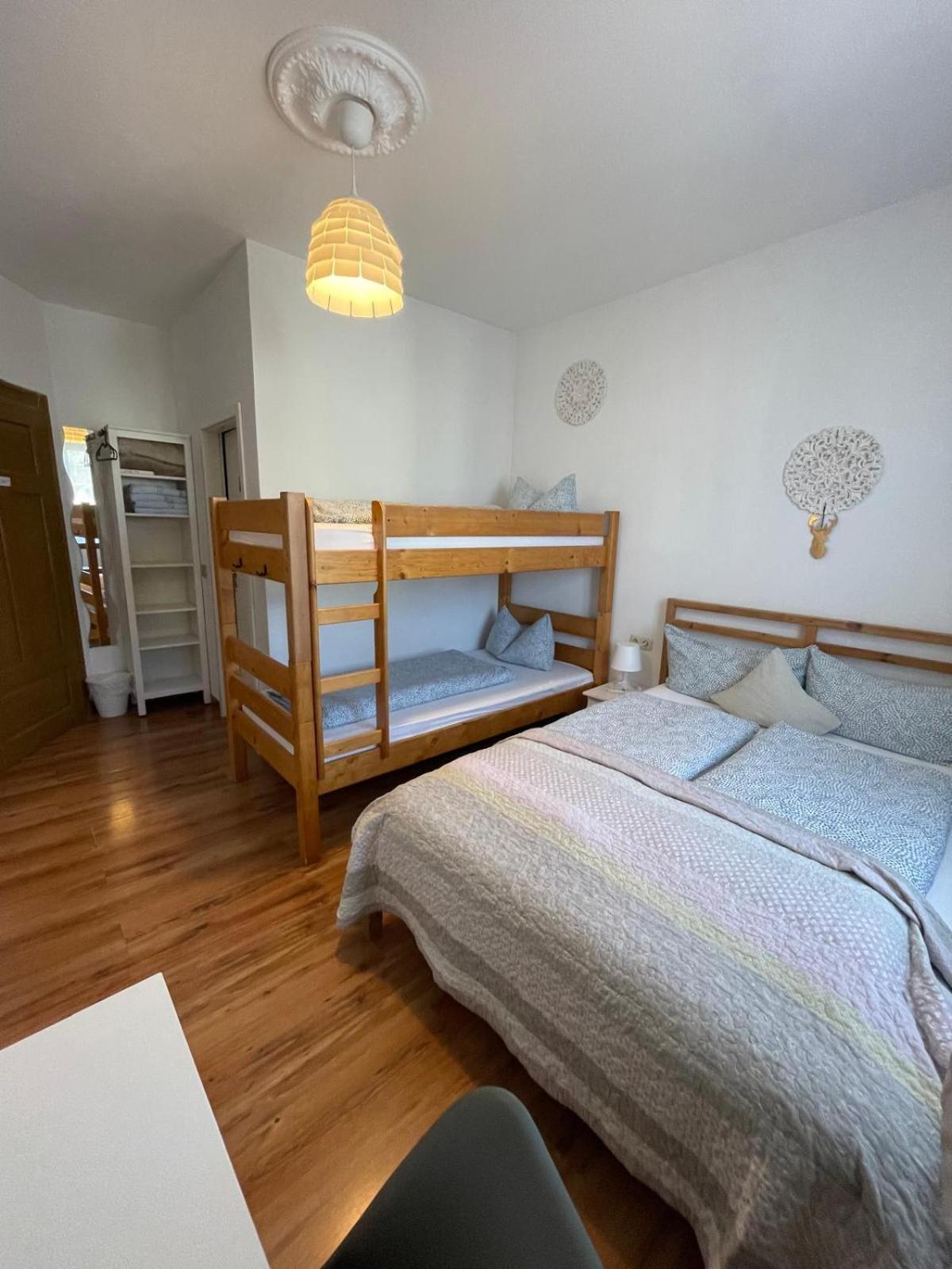 House La Neuschwanstein Blick - Budget City Hotel Füssen Zewnętrze zdjęcie